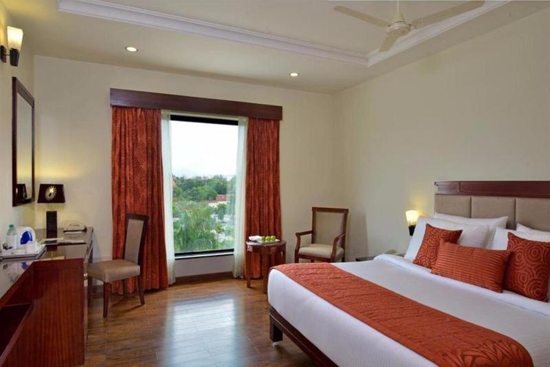Fortune Select Grand Ridge - Member ITC Hotel Group Tirupati Exterior foto A room at the Taj Bengal