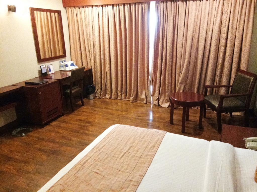Fortune Select Grand Ridge - Member ITC Hotel Group Tirupati Exterior foto