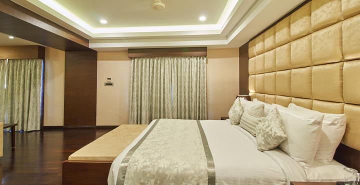 Fortune Select Grand Ridge - Member ITC Hotel Group Tirupati Exterior foto A bedroom at the hotel