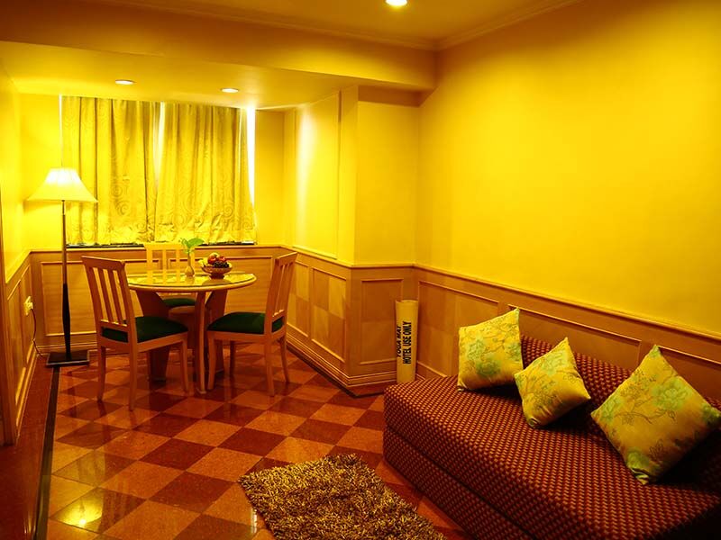 Fortune Select Grand Ridge - Member ITC Hotel Group Tirupati Exterior foto A suite at the hotel